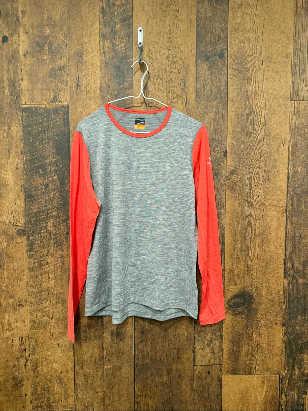 Icebreaker women’s merino bodyfit 200 top size XL EUC